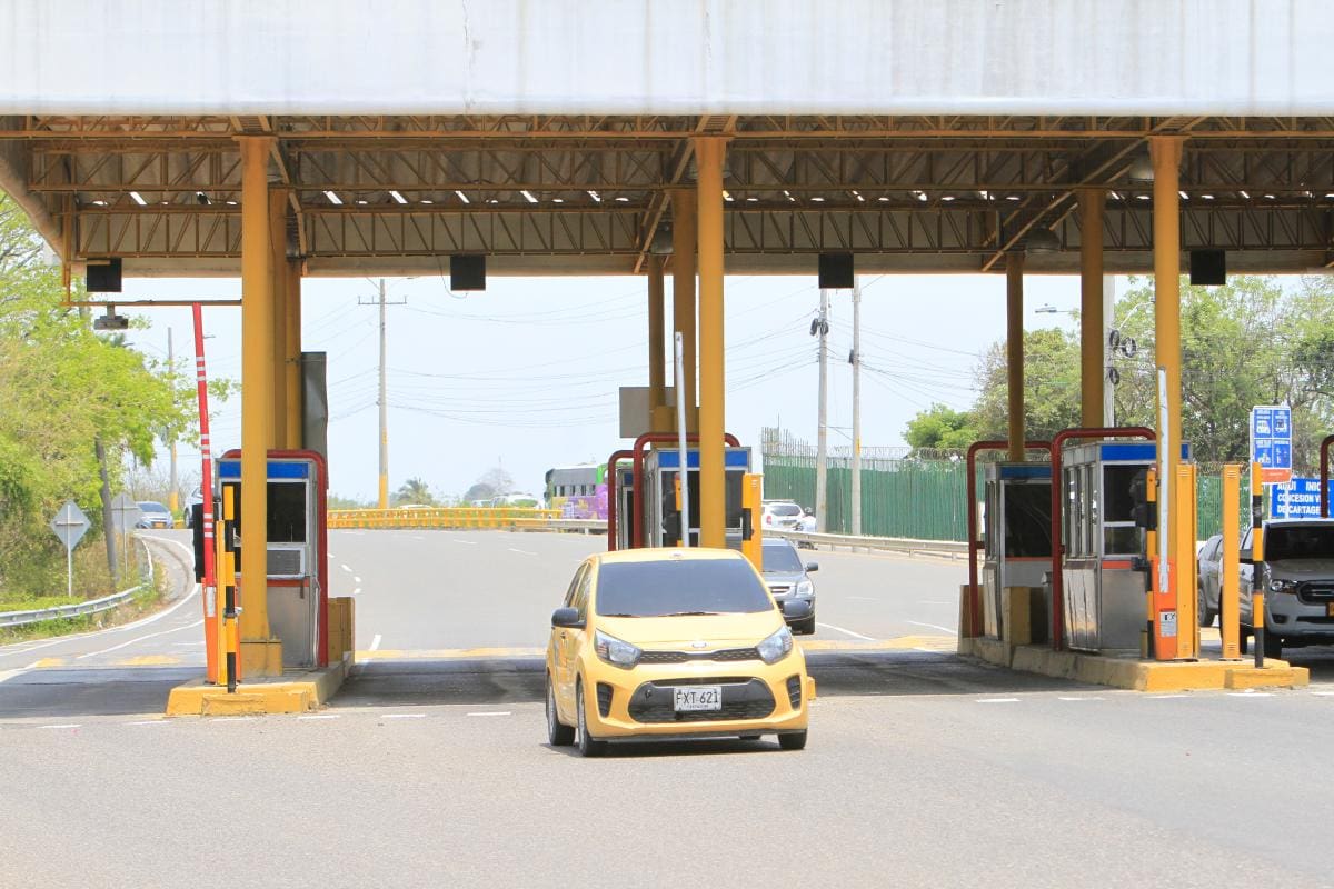 Acuerdan gratuidad indefinida en peajes de Manga y Ceballos