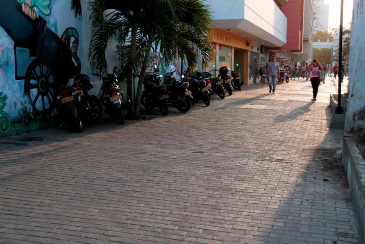 Nuevamente volverá la soledad al Callejón de los zapateros. Los artesanos se tuvieron que ir.