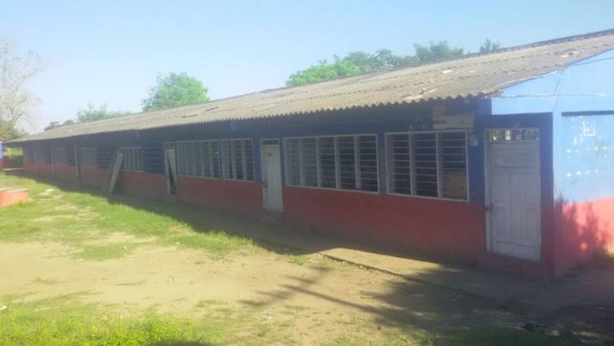 Aunque la secretaría de Planeación del municipio dice que los estudiantes pueden recibir clases en la vieja infraestructura, los padres se rehúsan. Cortesía
