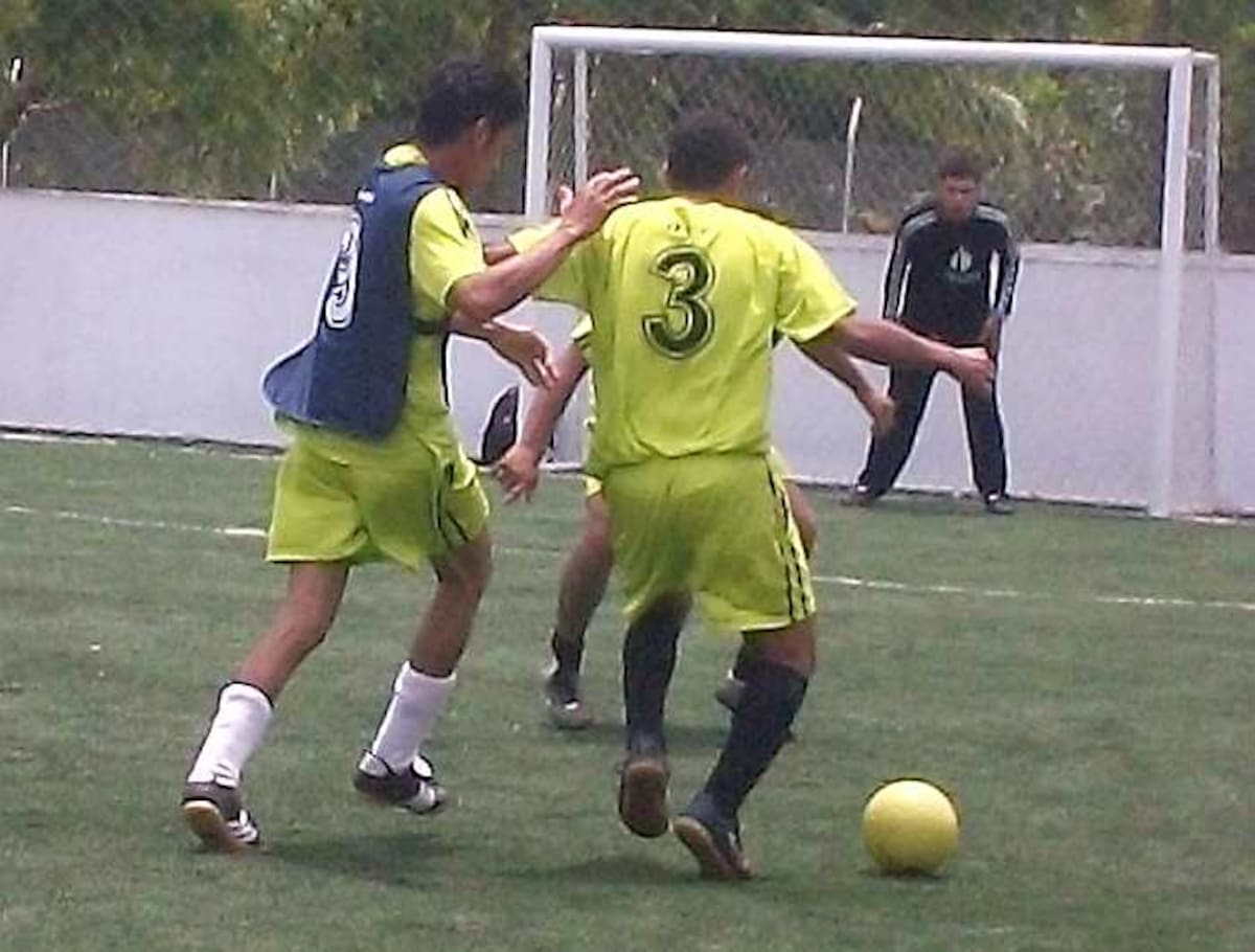 La Copa Argos de Futsala sigue en calor, donde varios clubes aspiran ganar un cupo a las semifinales del evento en Montería.-