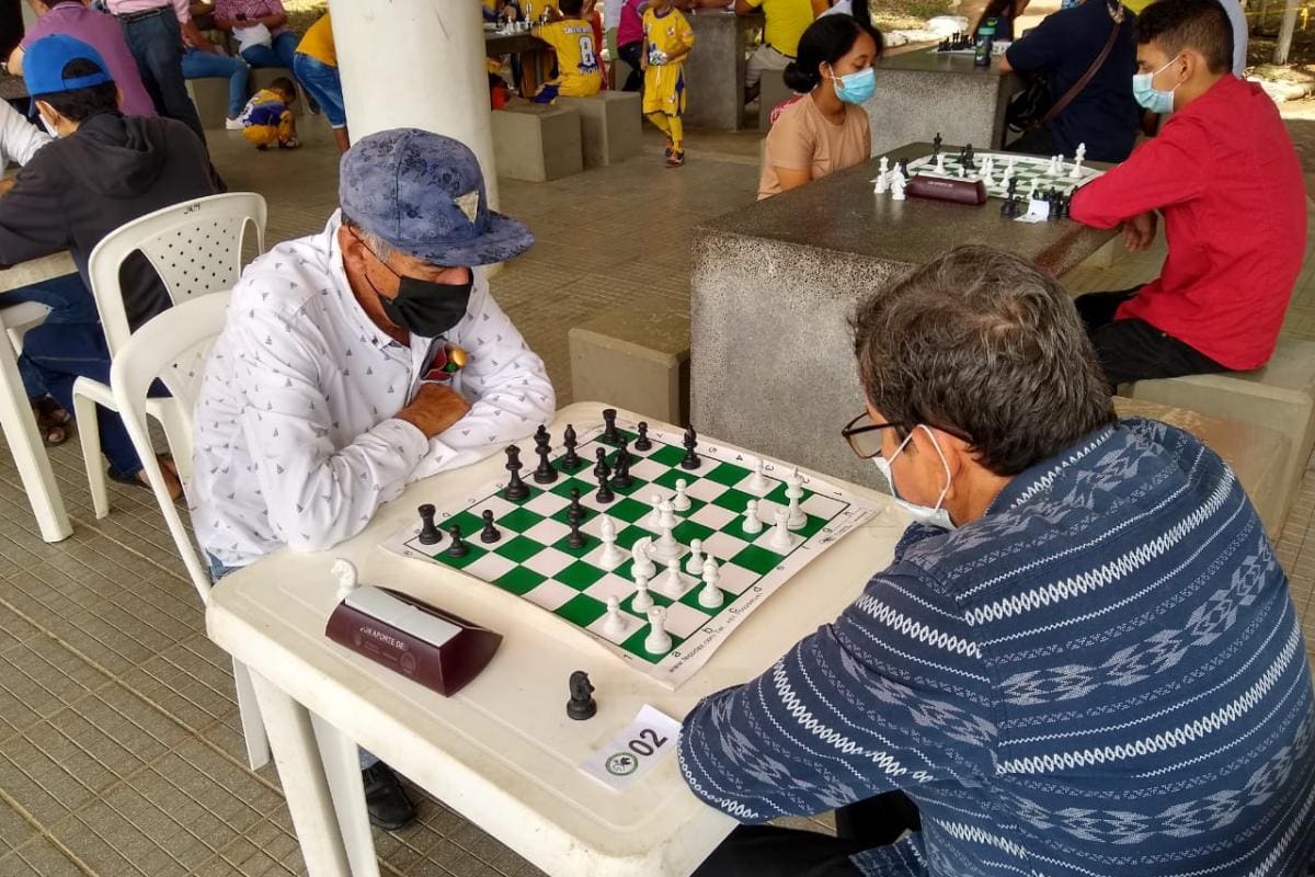 Liga de Ajedrez de Sucre realizó II Torneo Abierto al aire libre