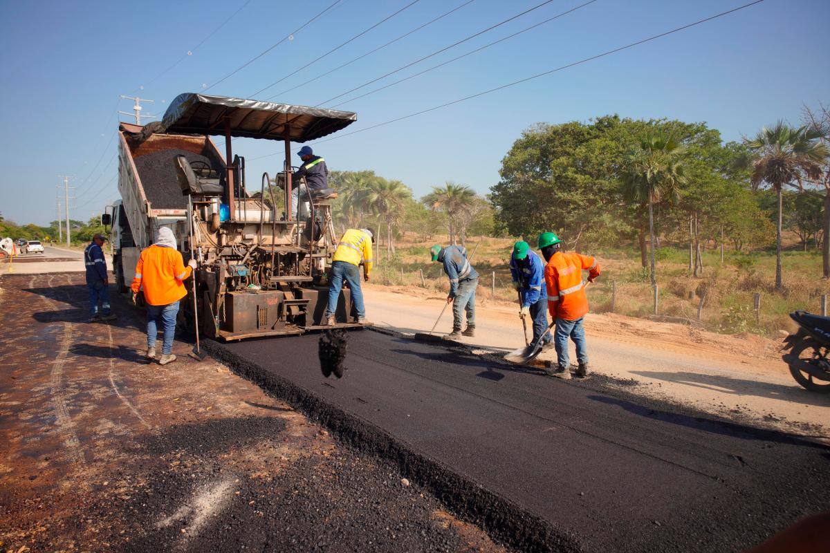 Se retomaron los trabajos de adecuación en la Ruta 90