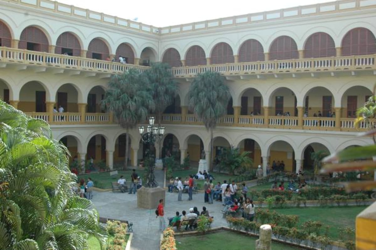 La Universidad de Cartagena en convenio con la Universidad del Valle crean el Doctorado en Historia y Cultura de la Diáspora Africana. Zenia Valdelamar El Universal