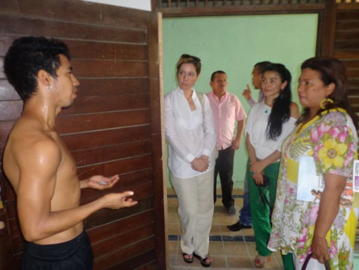 En el centro cultural Las Palmeras se preparaba y ensayaba una obra de tatro.