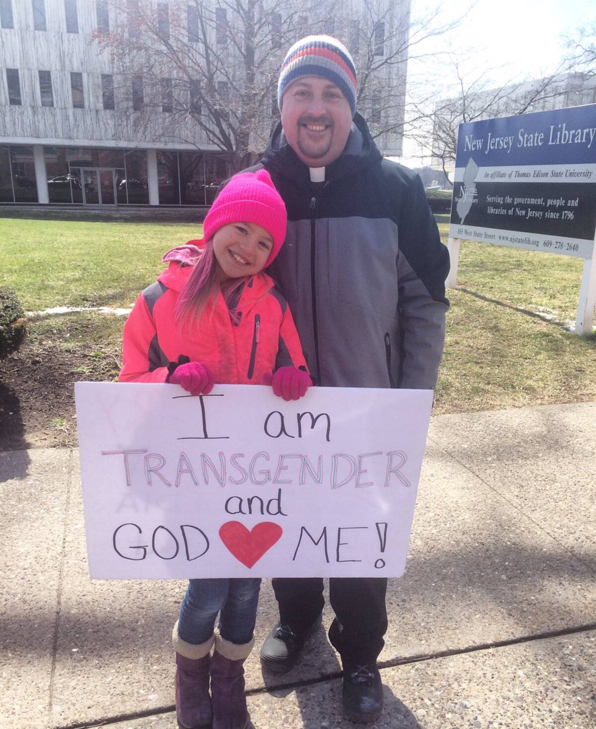 Fotos: La niña transgénero que recibe apoyo de su familia evangélica ...