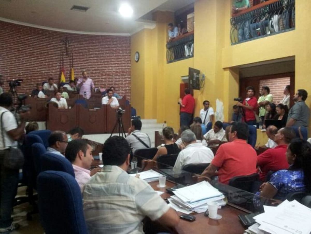 Al debate en el Concejo de Cartagena, asisten los candidatos a la Alcaldía y líderes cívicos. ANTONIO CANCHILA GARCÍA - ELUNIVERSAL.COM.CO
