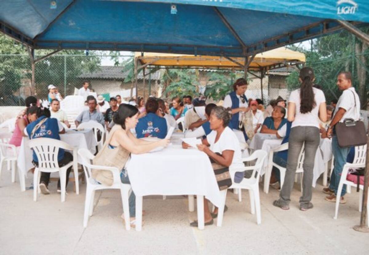 En la ultima jornada realizada por la Personería Distrital en el barrio El Pozón, más de 50 personas en condición de desplazamiento solicitaron la protección de sus predios, los que abandonaron cuando la violencia les obligó a huir.