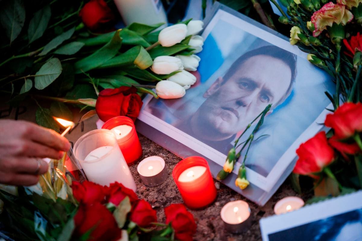 “Putin lo mató”: equipo de Navalni tras recibir certificado de defunción