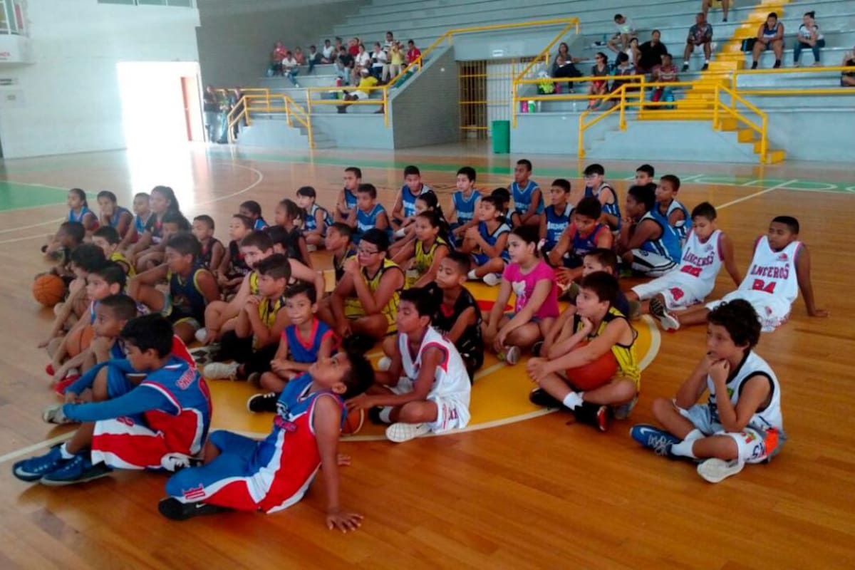 Ir a la mayoría de torneos nacionales, el objetivo
