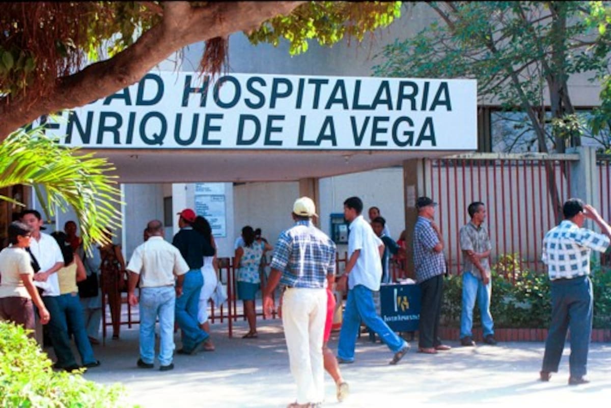 Antigua clínica Henrique de la Vega, hoy San Juan de Dios. archivo