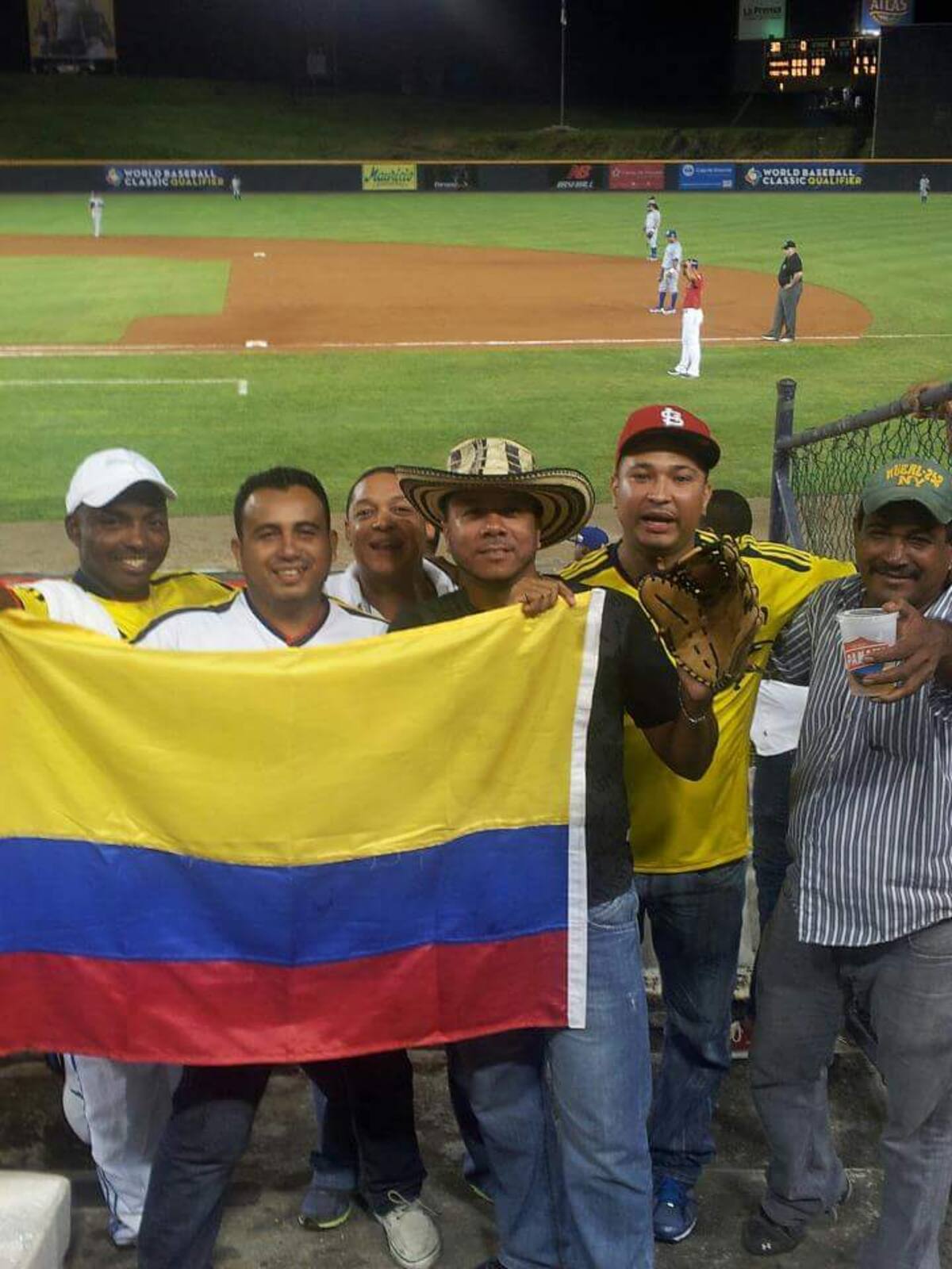 En el 2012, Andy también acompañó a la selección Colombia en sus tres juegos.
