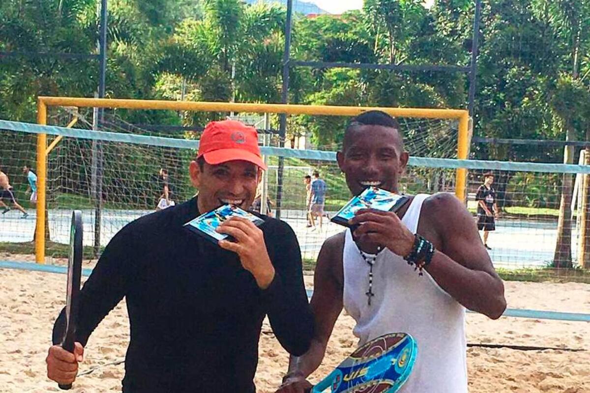 Dupla cartagenera se impone en torneo de tenis playa