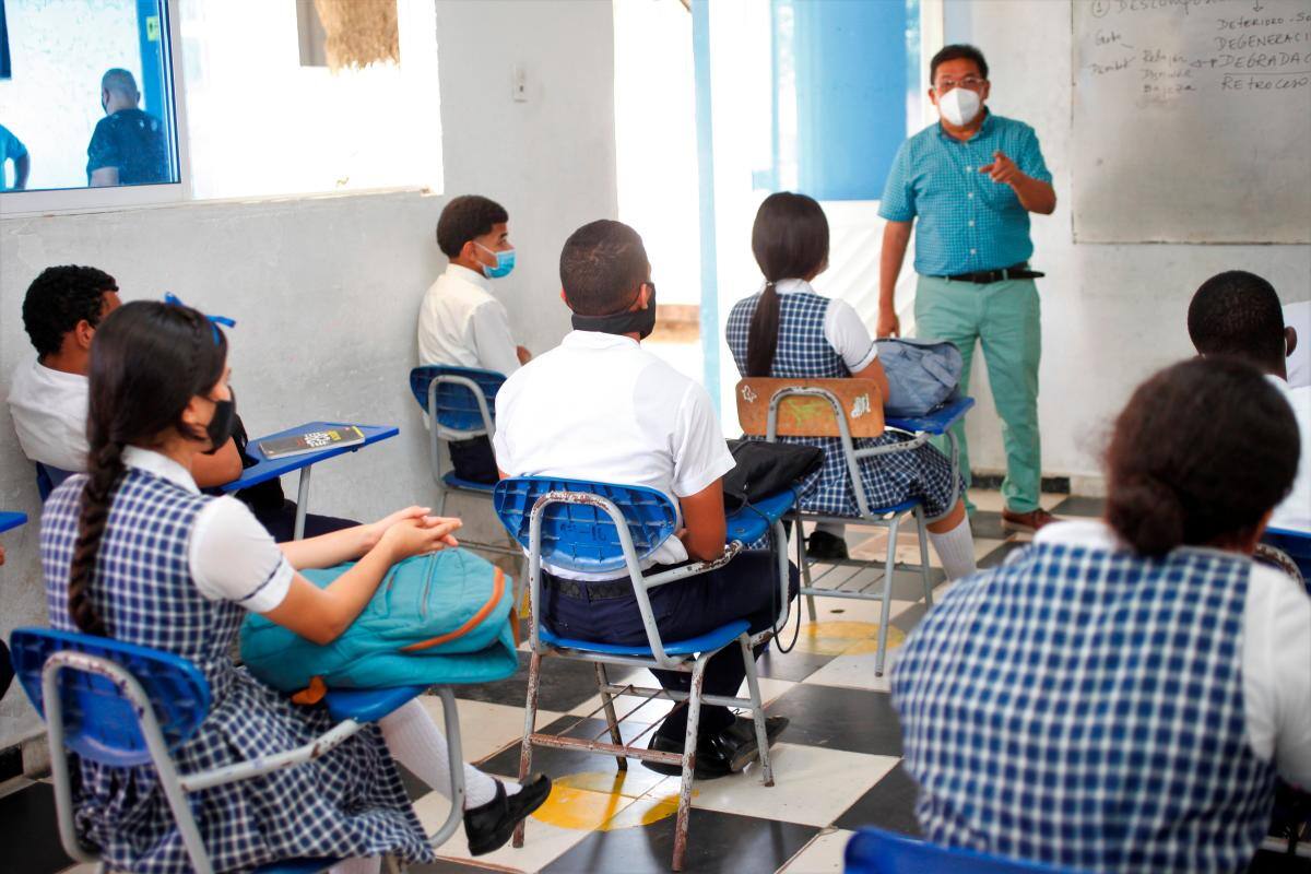 Alternancia educativa en Cartagena avanza a buen ritmo
