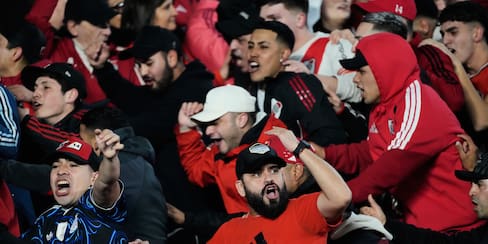 Hincha murió en pleno partido entre River Plate y Santa Fe por Copa Sudamericana