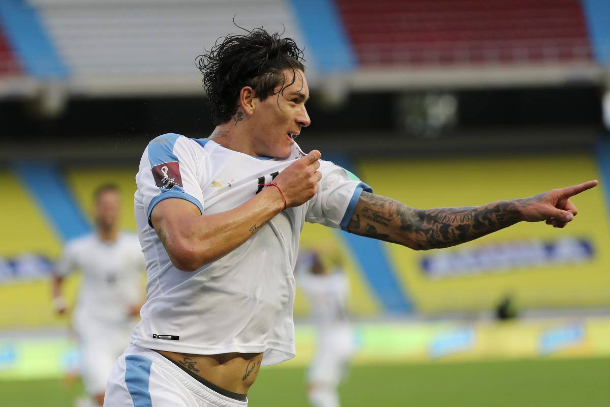 Brasil piensa en ganar en Uruguay, pero sabe del peligro de Suárez y Cavani