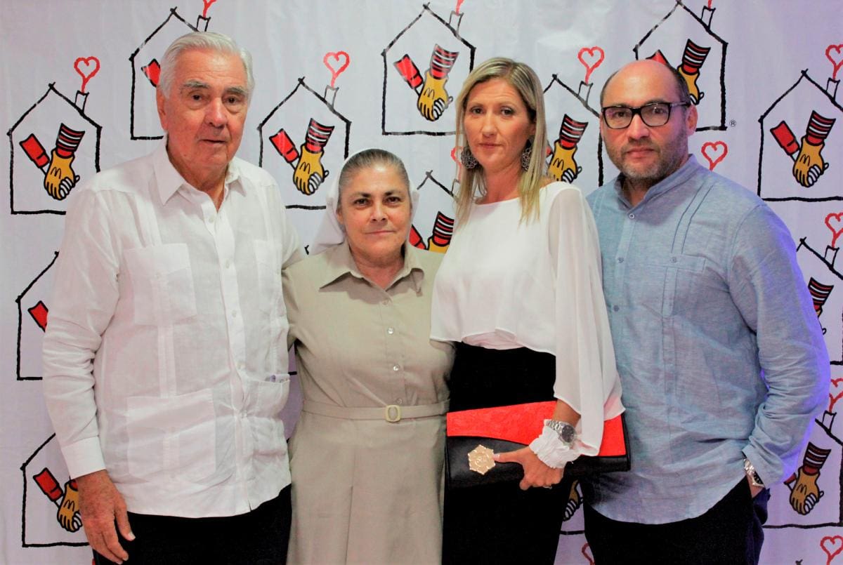 Jaime Trucco, María Lucero Giraldo, Juliana de Percy y Luis Alberto Percy.
