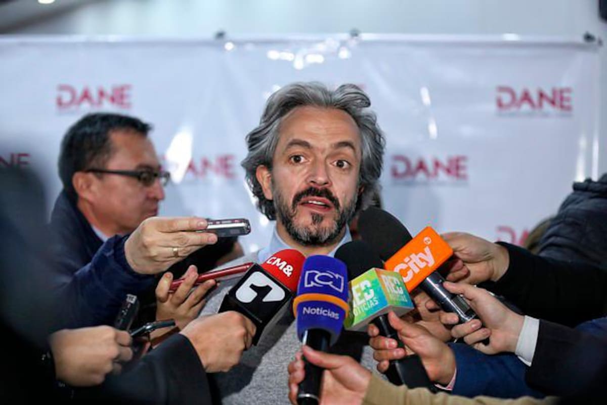 Confianza de los consumidores mejoró levemente a un 33,5 % en septiembre