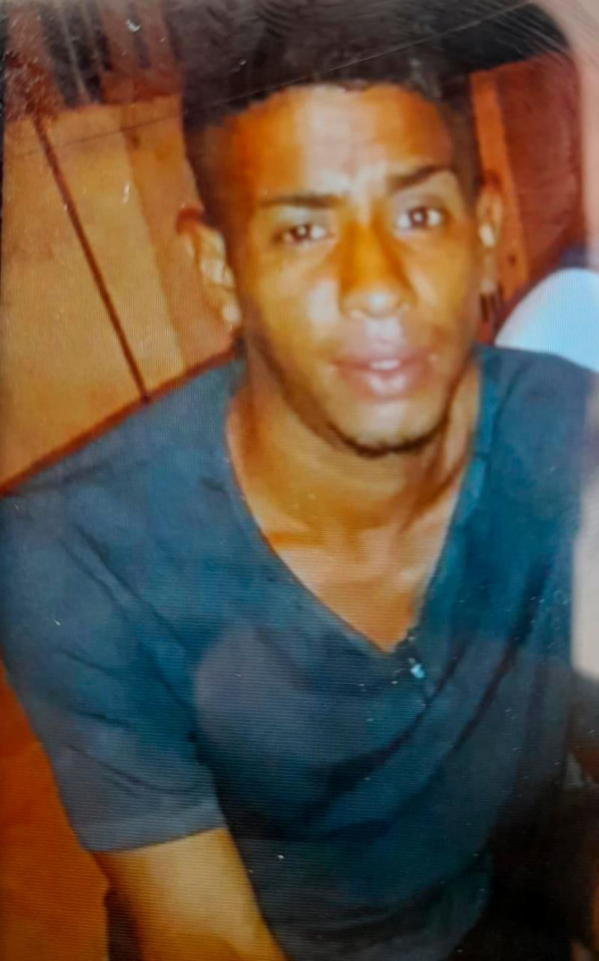 Víctor Moreno Aguilar, de 24 años, muerto en Olaya.