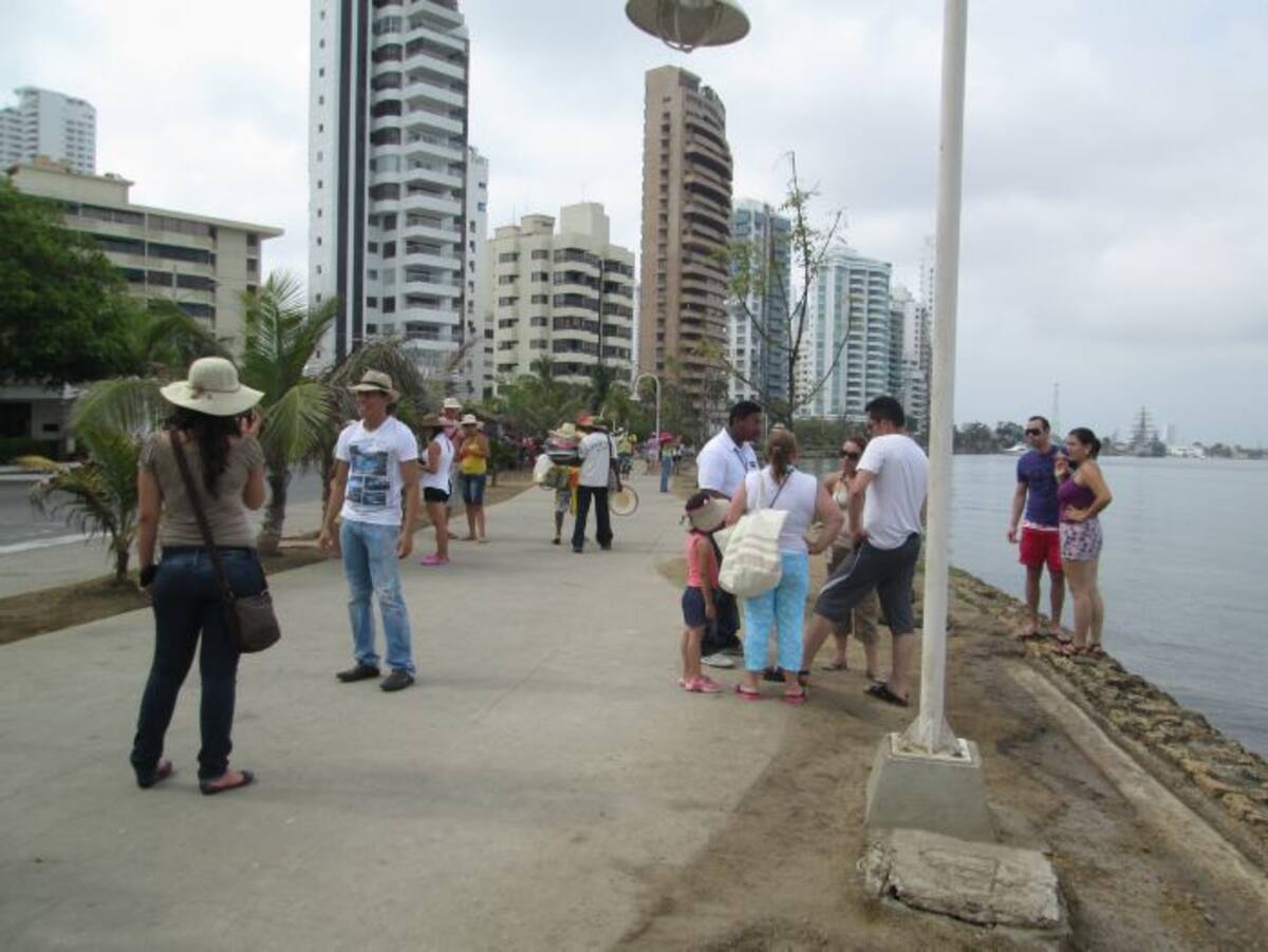 Es corredor recreativo y peatonal es un atractivo para quienes visitan la zona residencial y comercial de Bocagrande. PEDRO TORRES, GENTE BAHÍA - EL UNIVERSAL
