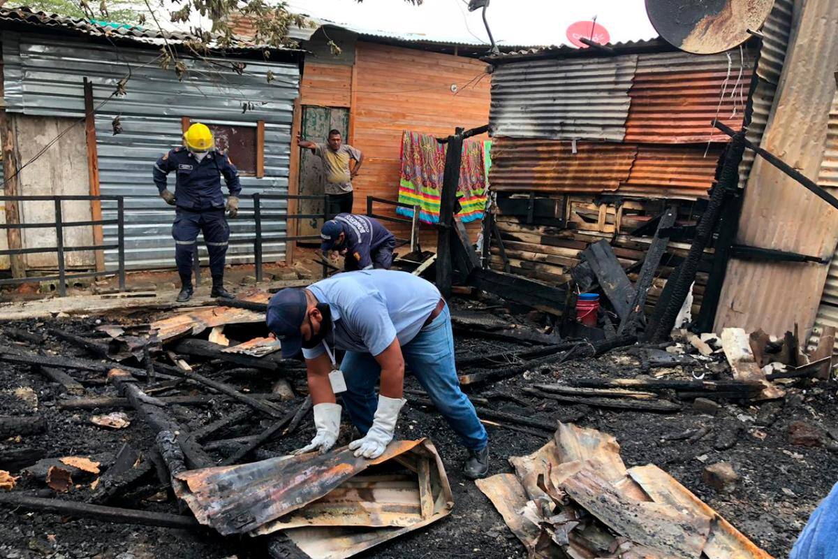 100 damnificados por el incendio en Montería fueron reubicados en colegio