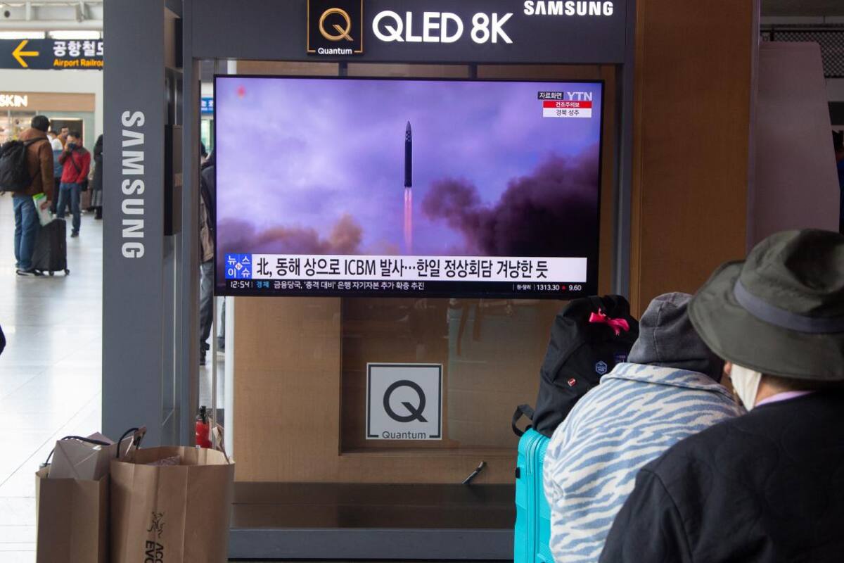 Corea del Norte lanza un misil balístico al mar de Japón