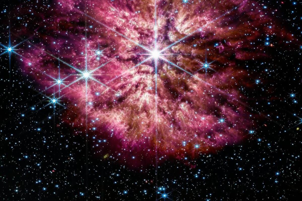 Impresionante imagen: James Webb capta estrella antes de morir