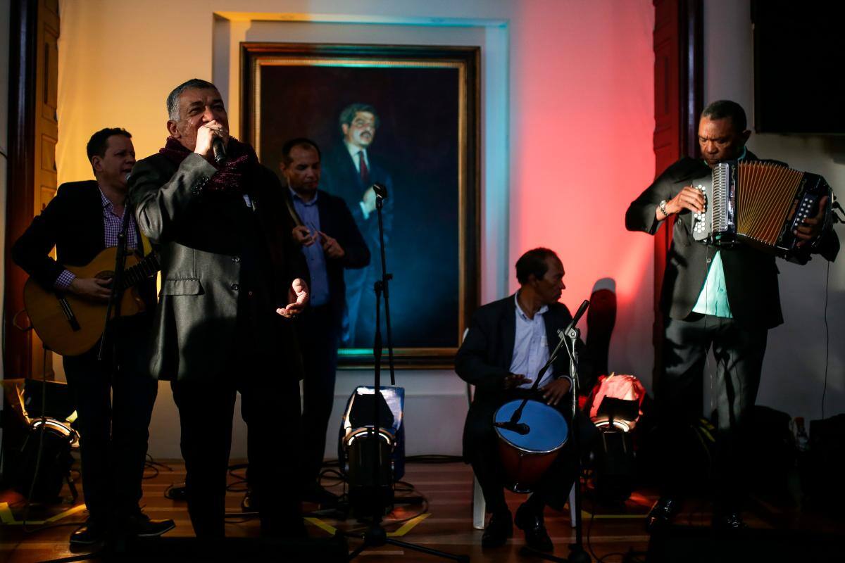 Con la ‘Fiesta del pueblo’ comienza el Festival de la Leyenda Vallenta