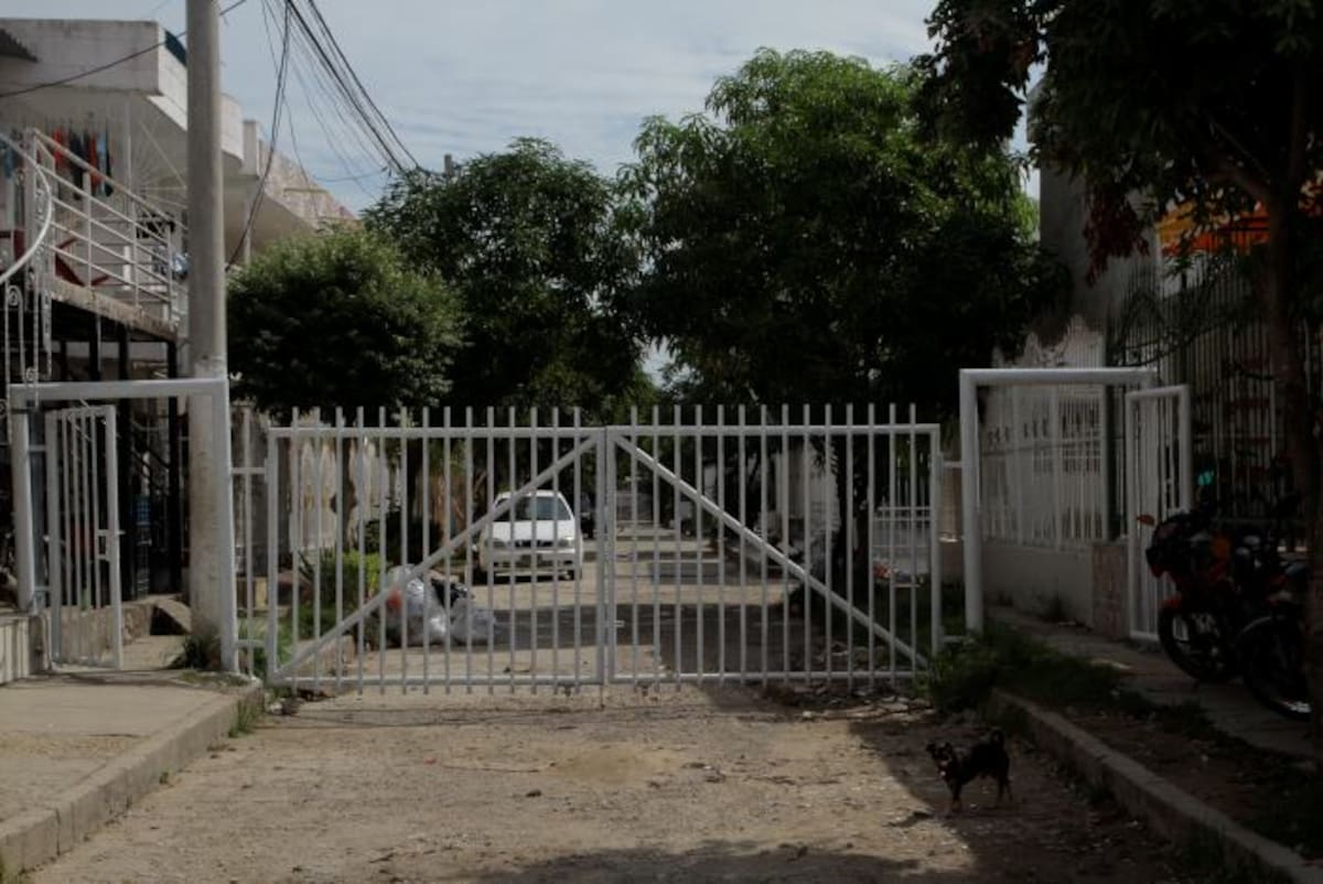 Los vecinos temen que el encerramiento produzca una tragedia. foto luis eduardo herrán
