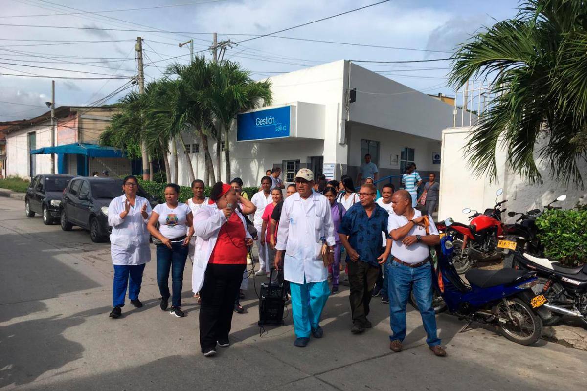 Empleados de la ESE Maternidad Rafael Calvo exigen ser escuchados