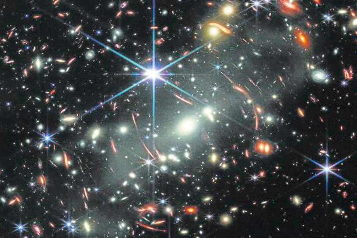 ¿Por qué algunas galaxias tienen forma de “plátano” o de “cigarrillo”?