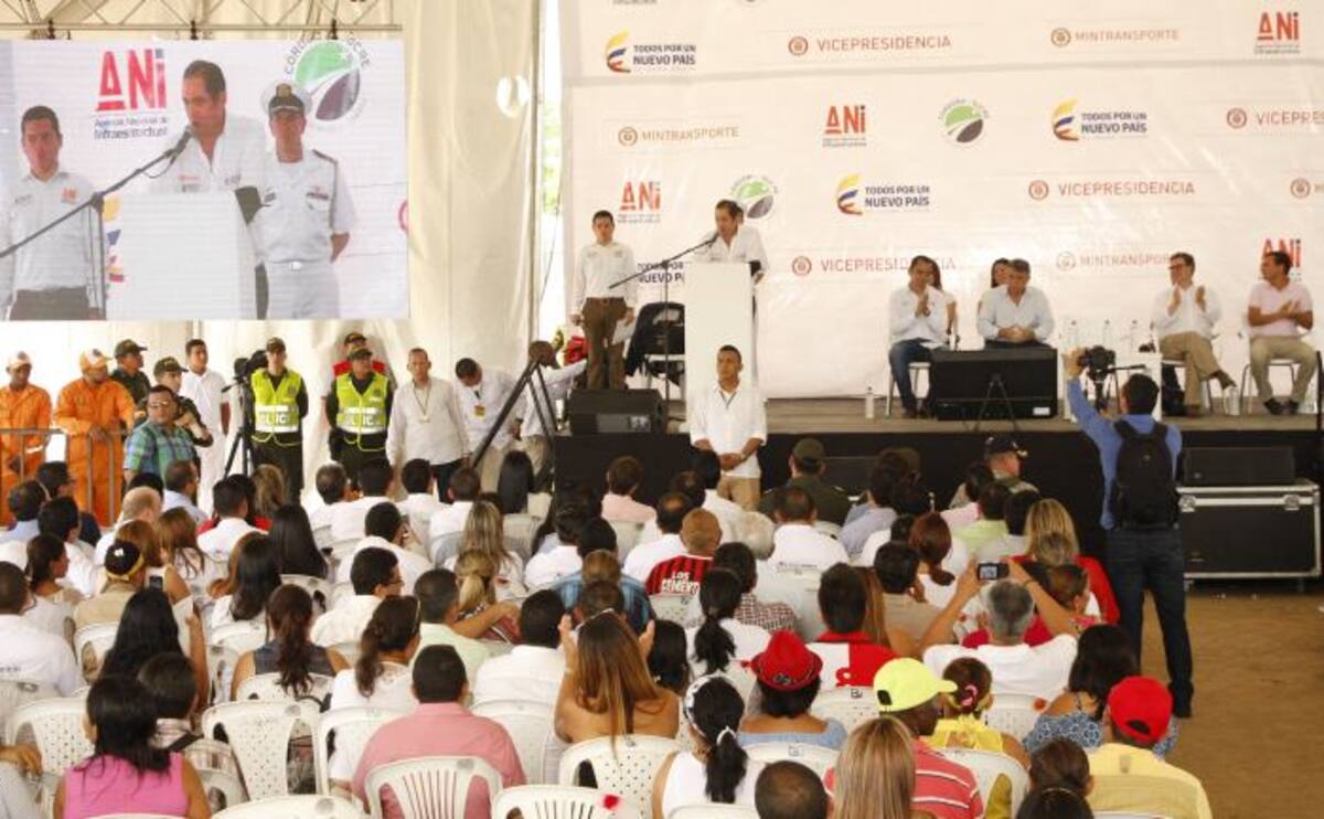 El vicepresidente, Germán Vargas Lleras estuvo al medio día en Sincelejo inaugurando la obra y se dirigió posteriormente a Coveñas. //Manuel Santiago Pérez.