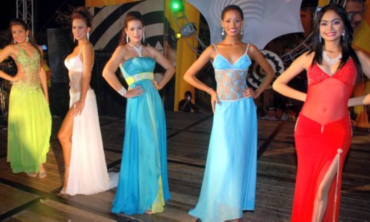 Las cinco finalistas de la sexta versión del Reinado Nacional del Sombrero Vueltiao fueron: Arauca, María Alejandra Gil Daza; Norte de Santander, Carolina Lemus Angarita; Sucre, Kelly Johana Benítez; Magdalena, Shirly Johana Herrera y Cesar, Sandra Marcela Saavedra Zabaleta.
