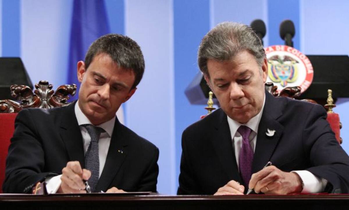 Manuel Valls, de Francia, y Juan Manuel Santos, presidente de Colombia AP Felipe Caicedo