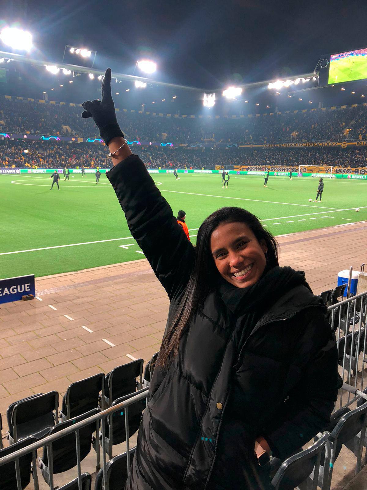 María Alejandra Marín, voleibolista de la selección Colombia, estuvo en el 3-3 de Atalanta y Yuoung Boys en Suiza. //Cortesía