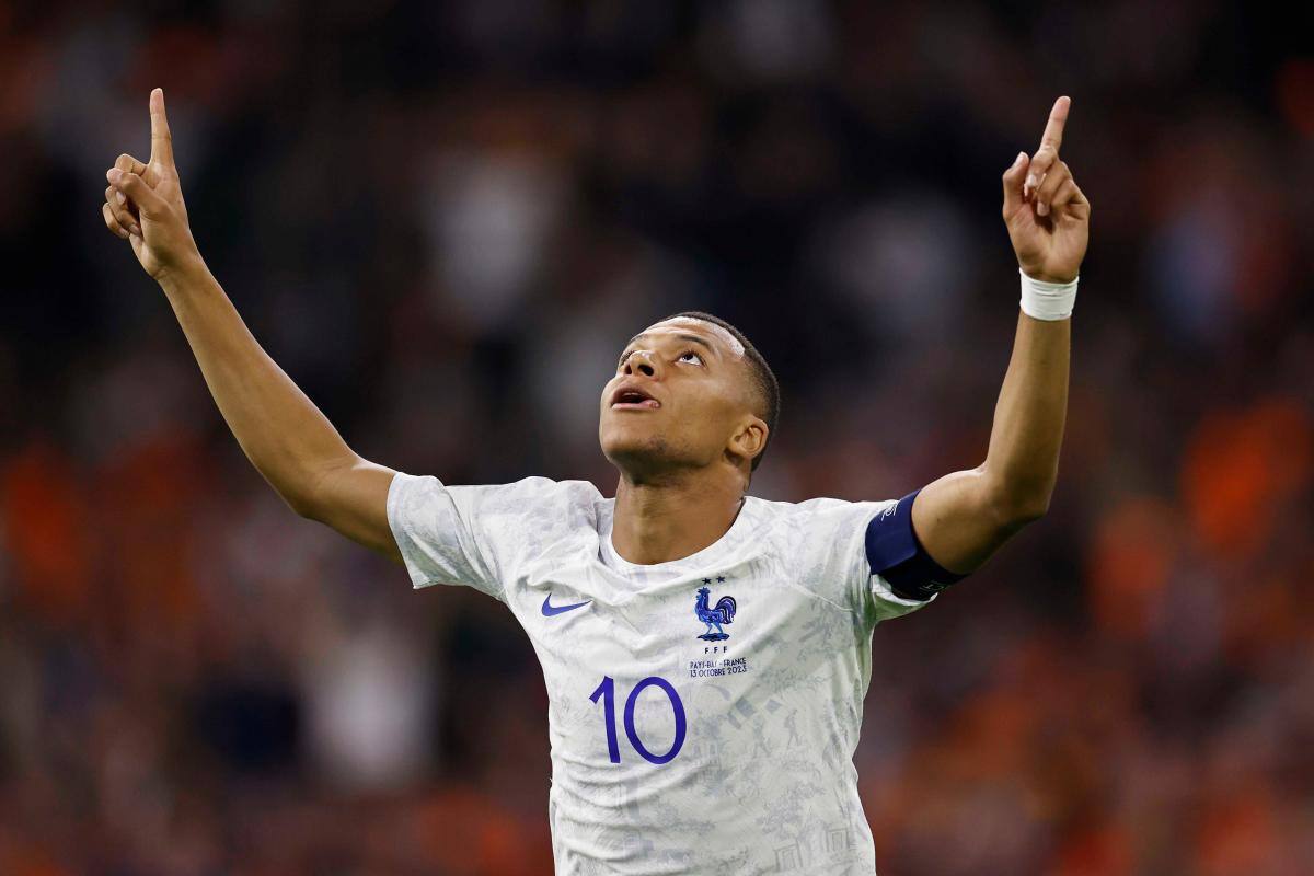 Kylian Mbappé supera a Platini como el cuarto mayor goleador de Francia