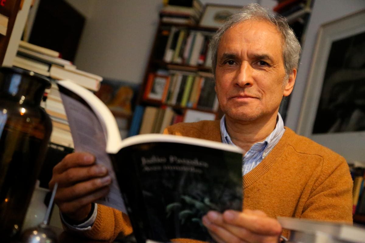 Julio Paredes, ganador del Premio Nacional de Novela 2020