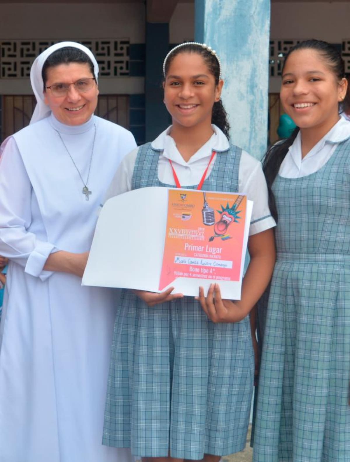Ganadora del primer lugar en la categoría infantil del Colombo Song Festival.