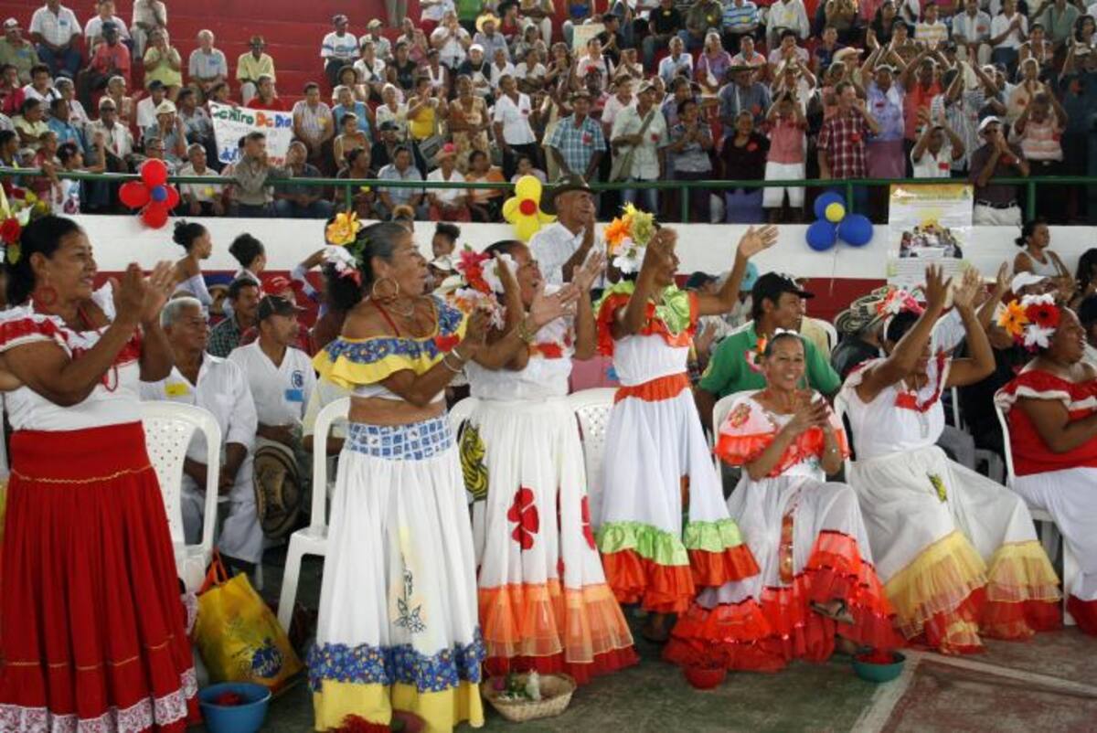 Los adultos mayores podrán participar en diferentes modalidades artísticas y culturales. ARCHIVO/