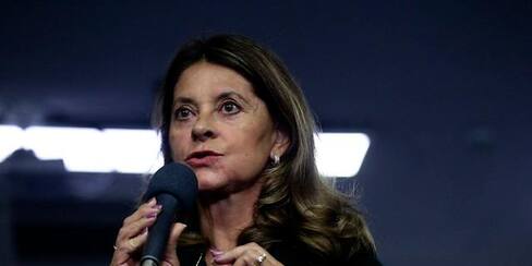 Gobierno insiste en reactivar producción pese a tener abastecimiento garantizado