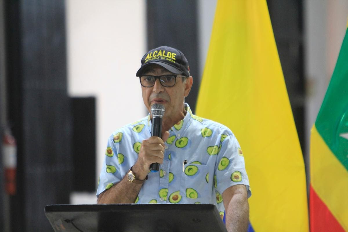 Alcalde William Dau ratifica denuncia contra exsecretaria General del Distrito