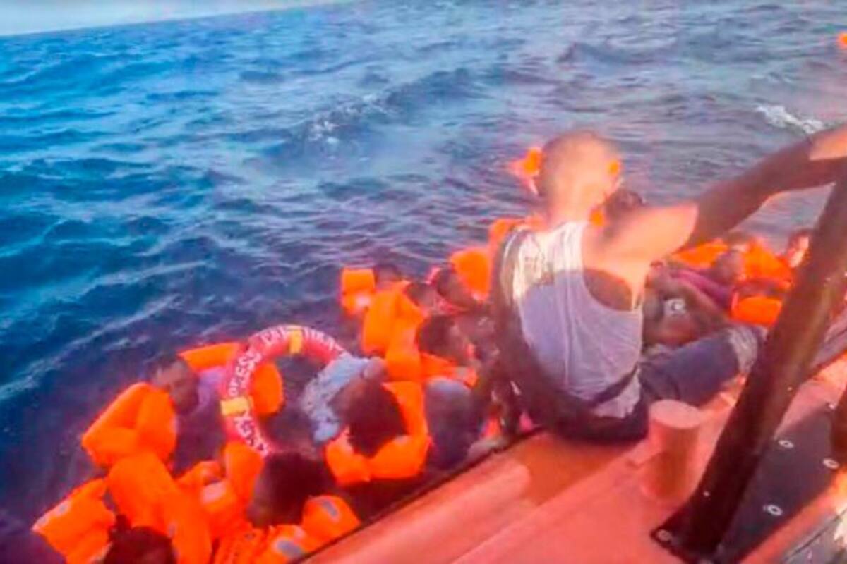 Al menos 14 muertos por incendio de un barco en el sur de Indonesia