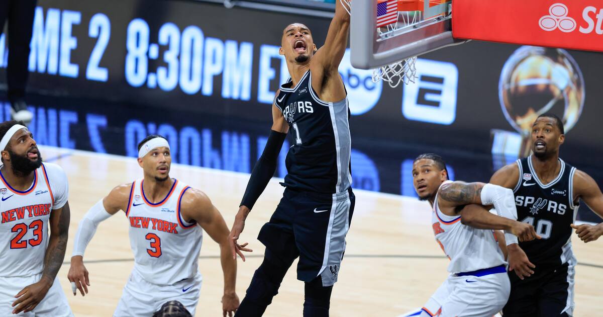 NBA: los New York Knicks golpean primero en las Finales y sorprenden a Spurs