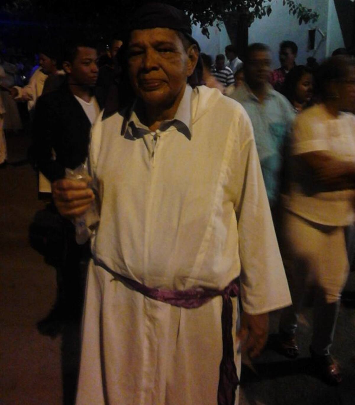 Ismael Larios, un simiteño de 61 años, de los cuales lleva toda una vida de nazareno, casi 50 años.
