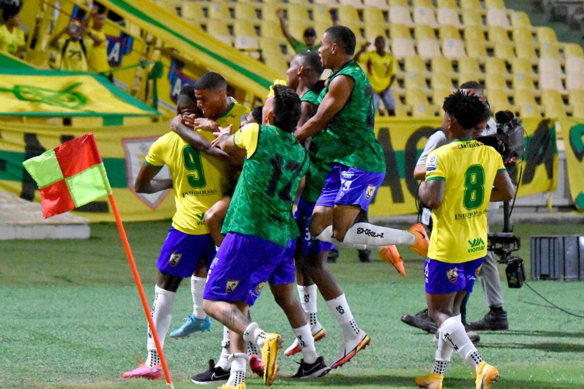 Real Cartagena, a ganar en casa para seguir respirando