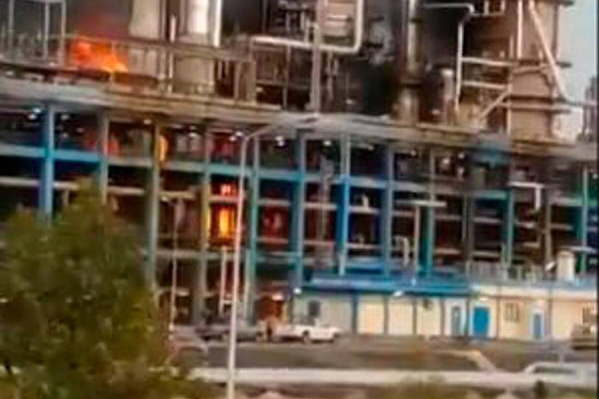 Reportan incendio en unidad de refinería venezolana de Cardón