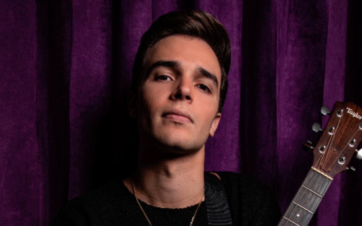 Alejandro Santamaría, artista invitado en concierto de Sanz.