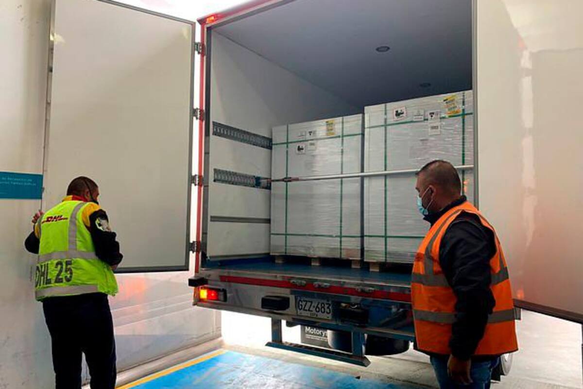 Llegaron más de dos millones de vacunas de Sinovac más al país