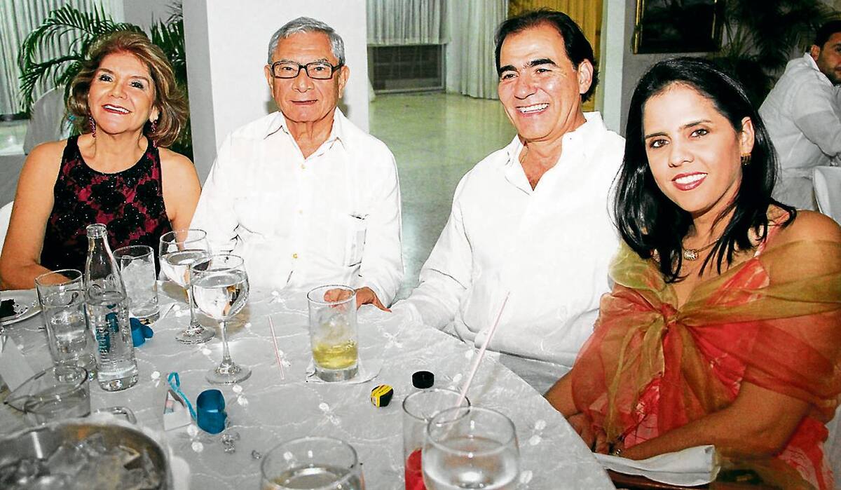 Luz Marina Chaux de Villalba, Carlos Villalba B, Rolando Bechara y Edna Ardila. y...