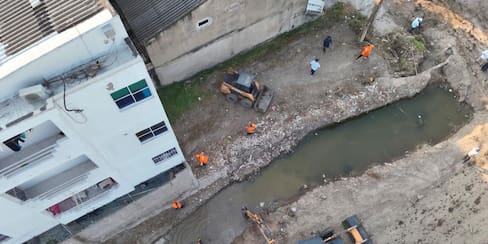 En fotos: Así avanza la limpieza de caños y canales en Cartagena