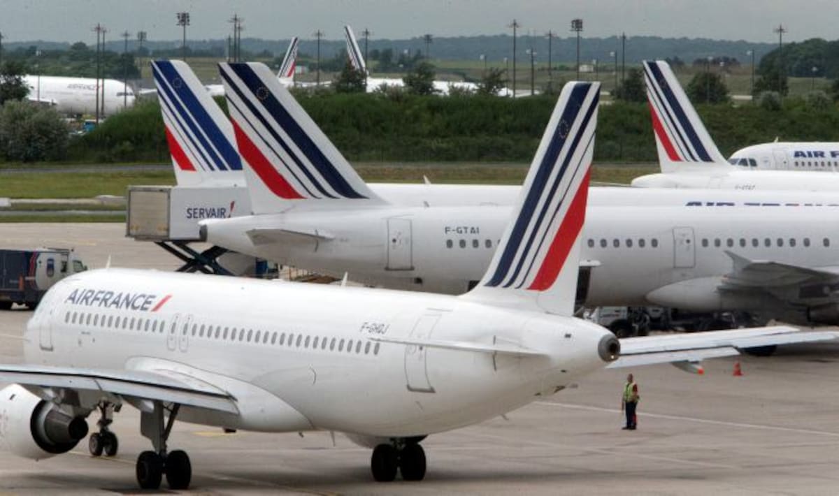 Los vuelos de AirFrance operados por otras compañías, como HOP!, KLM y Delta, no se vieron afectados por los paros. //Archivo.
